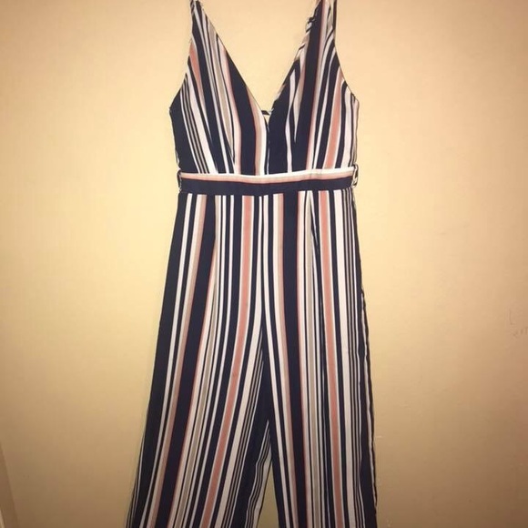 Clothes - Picture 2 of 3